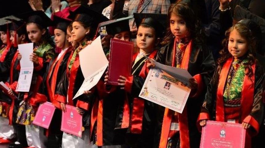 Yıldırım&rsquo;da Minikler Diplomalarına Kavuştu