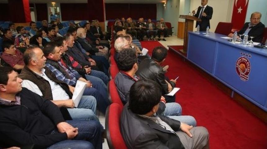 Bakkallar Seyyarlardan Dertli