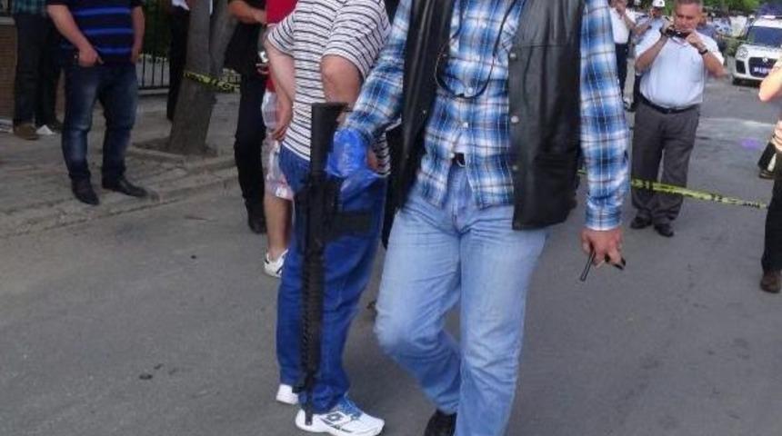 Film Gibi Kovalamaca, Kaza Ile Son Buldu