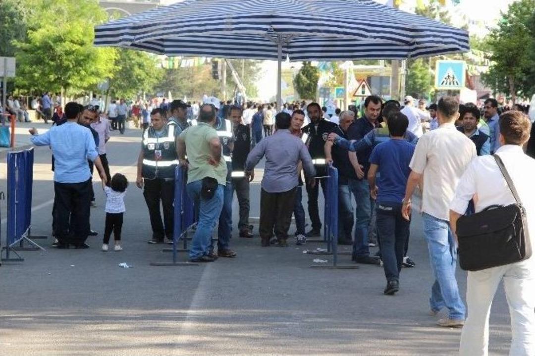 Bağımsız Aday Yapıcıoğlu&rsquo;nun Diyarbakır Mitingi