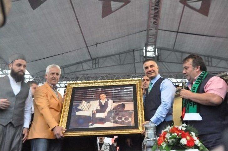 Sedat Peker’e Sakarya’da ‘hizmet Nişanı’ G4