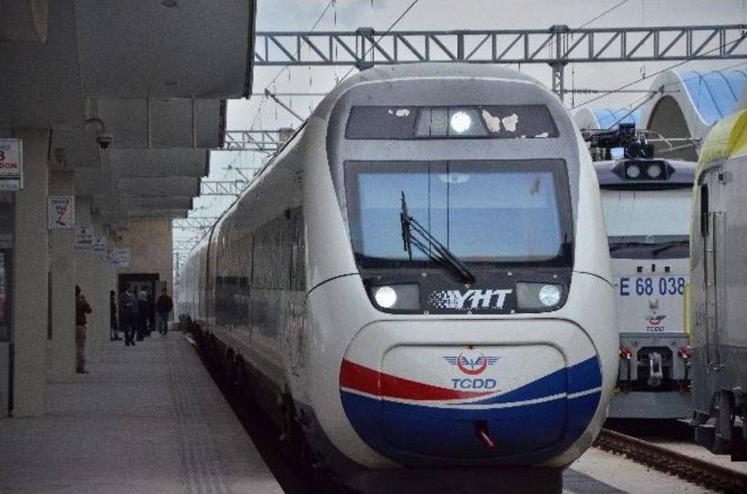 Y&uuml;ksek Hızlı "aşk"