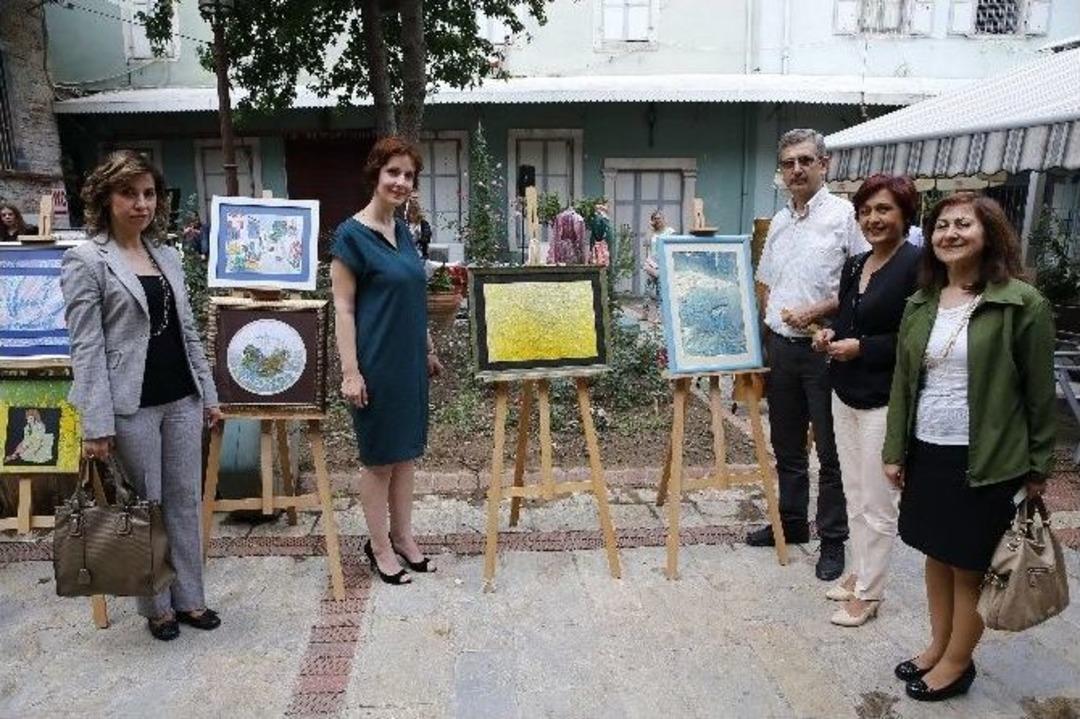 Tarihi Handa Renkli Sergi