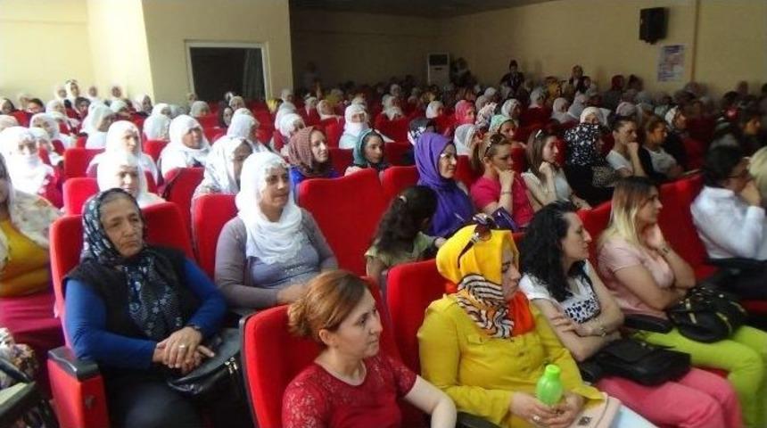 Kulp&rsquo;ta Kadın Sağlığı Eğitimi Semineri Verildi