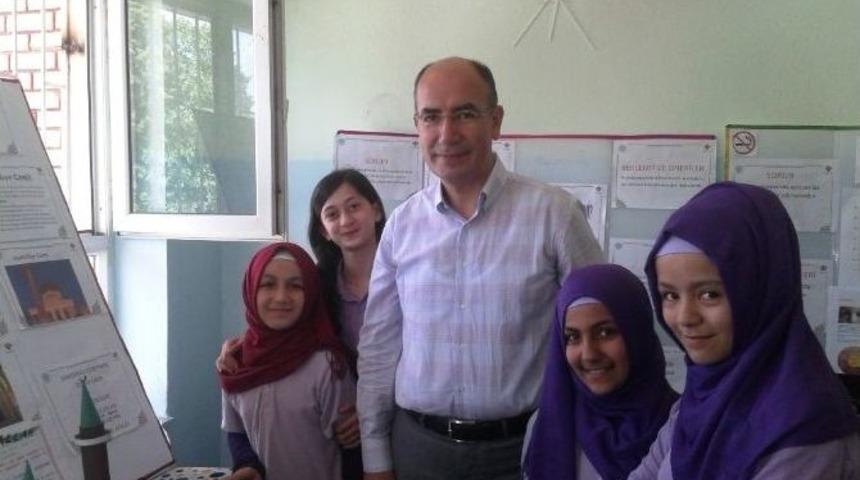 Ayvalık İmam Hatip Ortaokulunun T&uuml;bitak Bilim Fuarı B&uuml;y&uuml;ledi