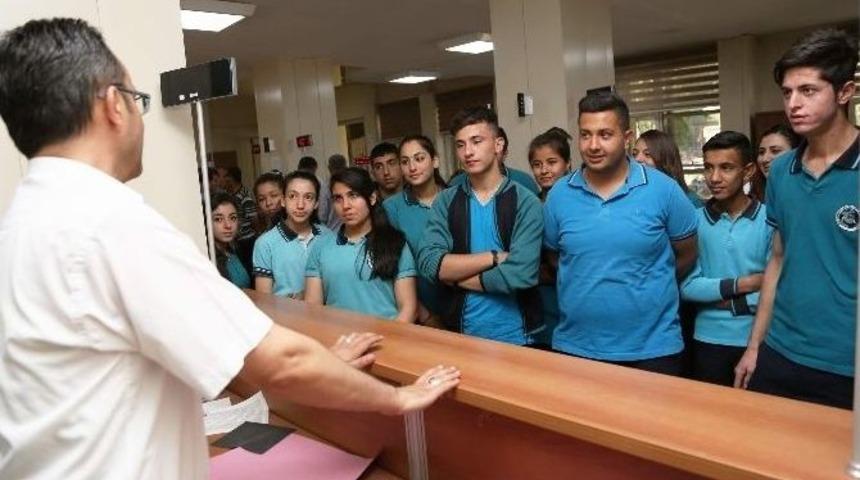 Lise &Ouml;ğrencileri Şehitkamil Belediyesi&rsquo;nde Ders İşledi