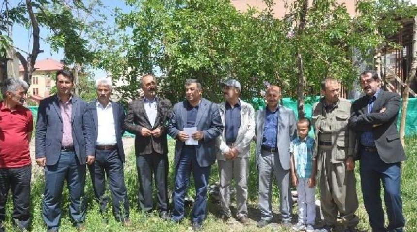 'ak Parti Devlet Olanaklarını Seçim Çalışmasında Kullanıyor' Iddiası