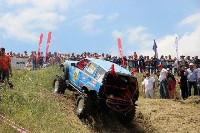 Çan’da Off-road Heyecanı Sürüyor