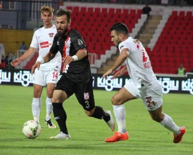 Balıkesirspor'da 3 Futbolcu Transferin Gözdesi