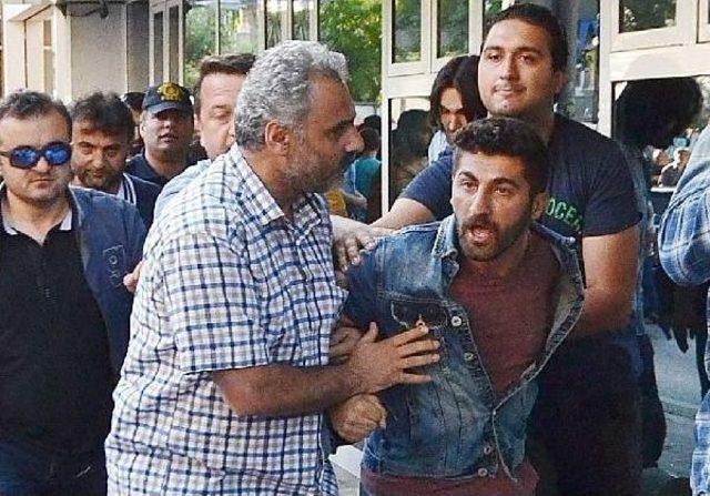 İzmit te Gezi Parkı Eylemlerinde Hayatını Kaybedenler Anıldı 1