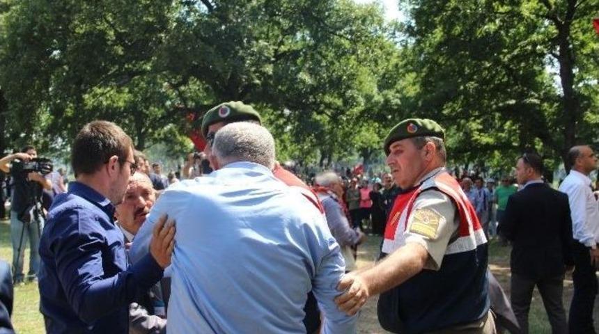 Karadenizliler Şenliğinde Gerginlik