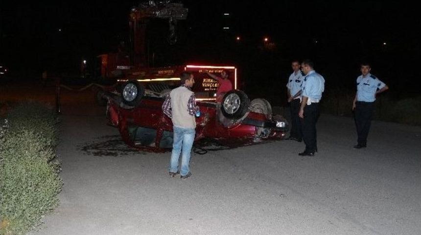 Otomobil Dereye U&ccedil;tu: 5 Yaralı