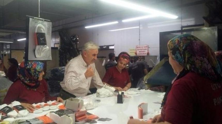 Teber, Tekstil İş&ccedil;ileri İle Bir Araya Geldi Oy İstedi
