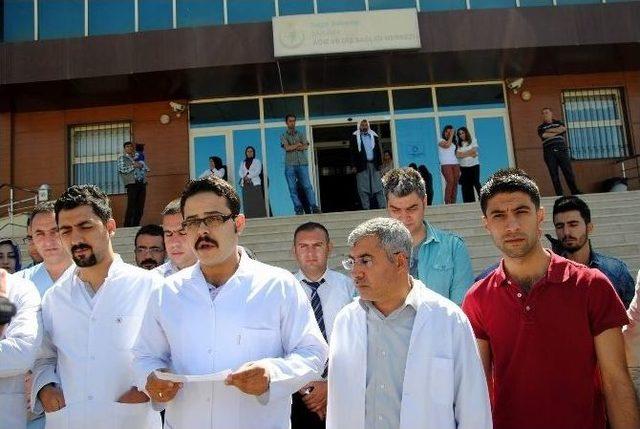 Siverek’te, Doktor Kamil Furtun Öldürülmesi Protesto Edildi