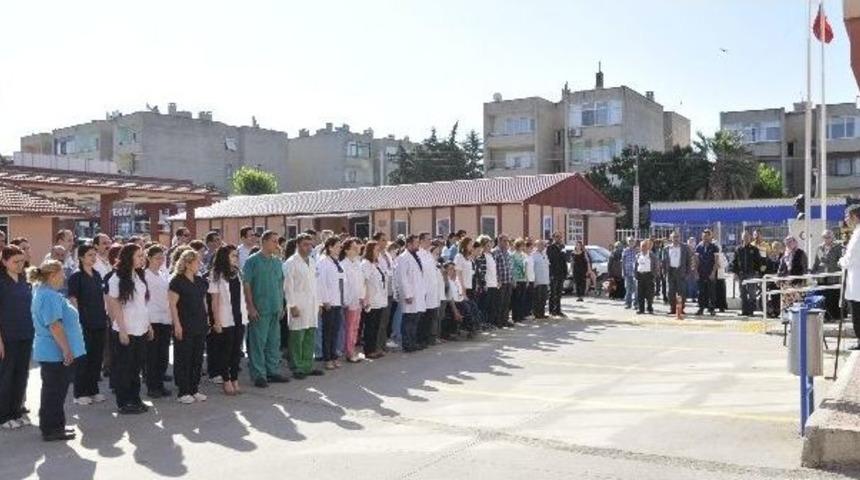 &Ouml;ld&uuml;r&uuml;len Doktor Kamil Furtun İzmir&rsquo;de Anıldı