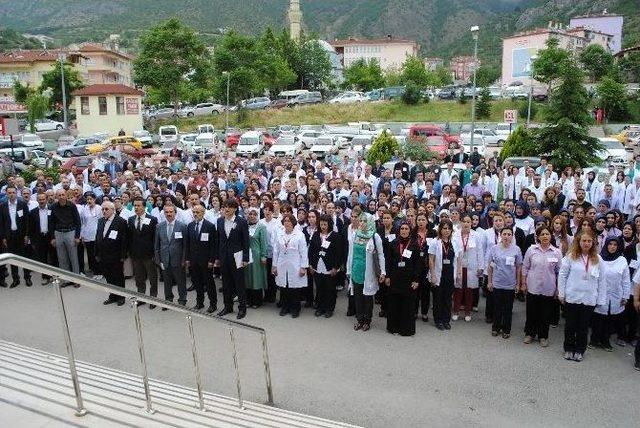 Amasya’da Sağlık Çalışanlarından Şiddet Eylemi