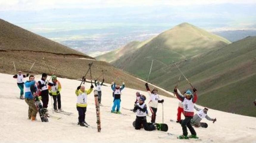 Paland&ouml;ken'de 'babalar' Yarıştı