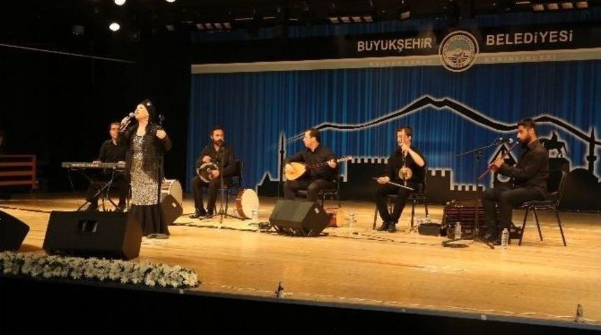 Bedia Akart&uuml;rk&rsquo;ten Keyifli Akşam