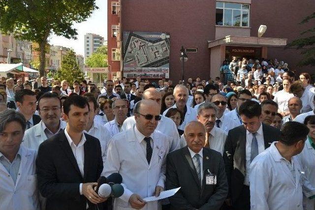 Kayseri&rsquo;de Sağlık &Ccedil;alışanları 15 Dakikalık İş Bırakma Eylemi Yaptı 2