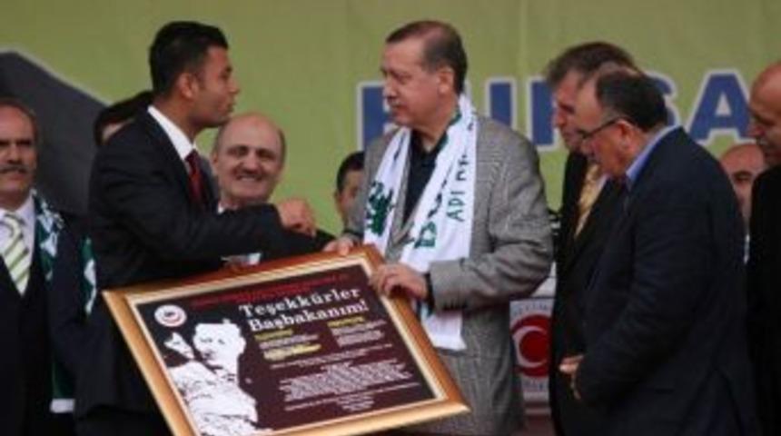 D&uuml;ğ&uuml;nde Oynama Sırası Y&uuml;z&uuml;nden 3 Kişi &Ouml;ld&uuml;r&uuml;ld&uuml;