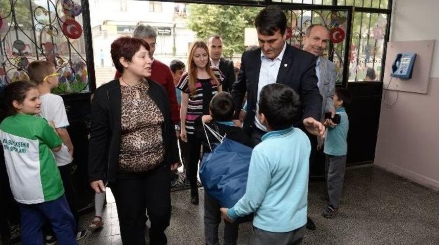 Okullara Osmangazi Desteği