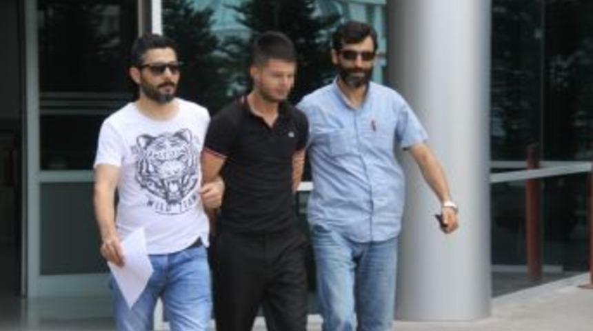 Su&ccedil;&uuml;st&uuml; Yakalanan Uyuşturucu Satıcısı Tutuklandı