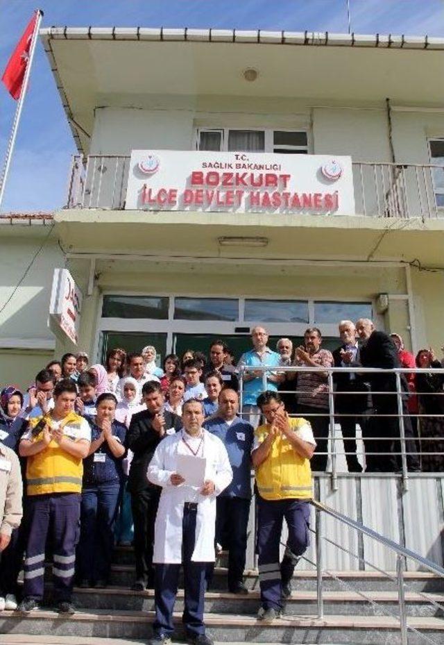 Sağlık &Ccedil;alışanları Kamil Furtun İ&ccedil;in İş Bıraktı 1