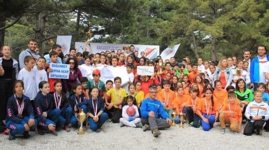 Karaman&rsquo;da Okullar Arası T&uuml;rkiye Oryantiring Şampiyonası Sona Erdi
