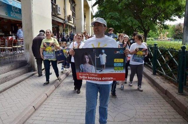 Eskişehir&rsquo;de L&ouml;semili &Ccedil;ocuklara Destek Y&uuml;r&uuml;y&uuml;ş&uuml; 1