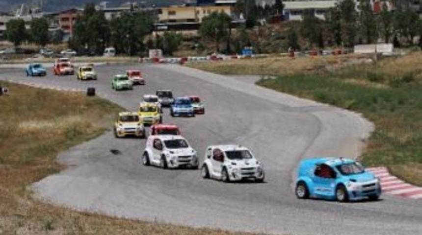 &Uuml;nl&uuml; Oyuncu Lassa V1&rsquo;de Kaza Yaptı