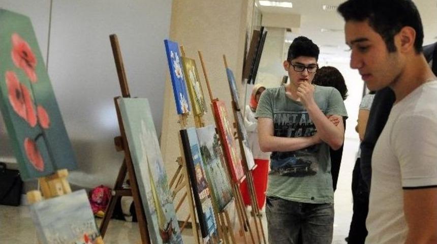 Esev &Ouml;ğrencilerinden Muhteşem Sergi