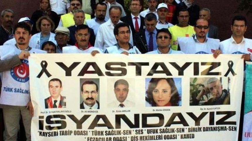 Kayseri&rsquo;De Sağlık &Ccedil;alışanları, Iş Bıraktı