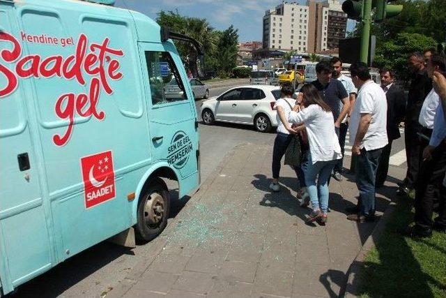 ’milli İttifak’ın Seçim Aracına Saldırı