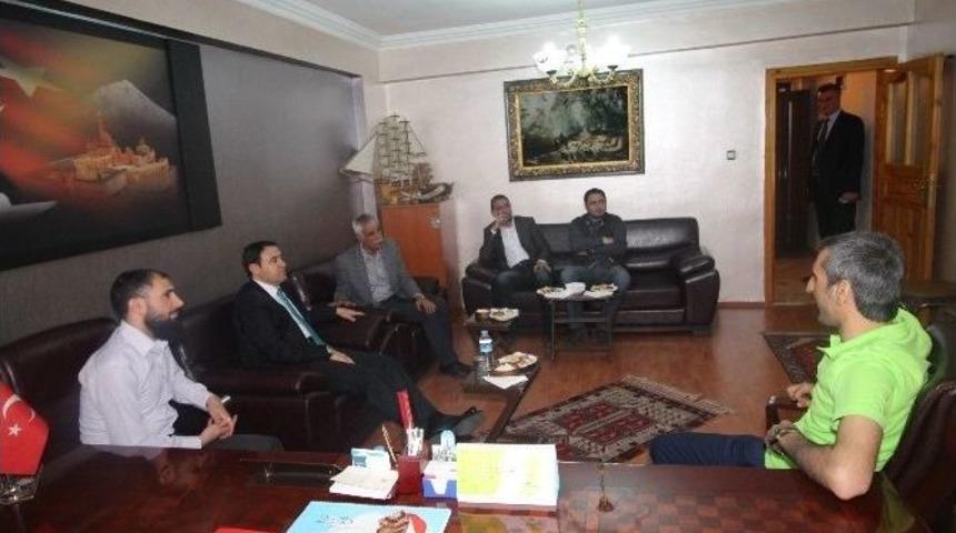 Vali Işın&rsquo;dan Gazeteciler Cemiyetine Ziyaret