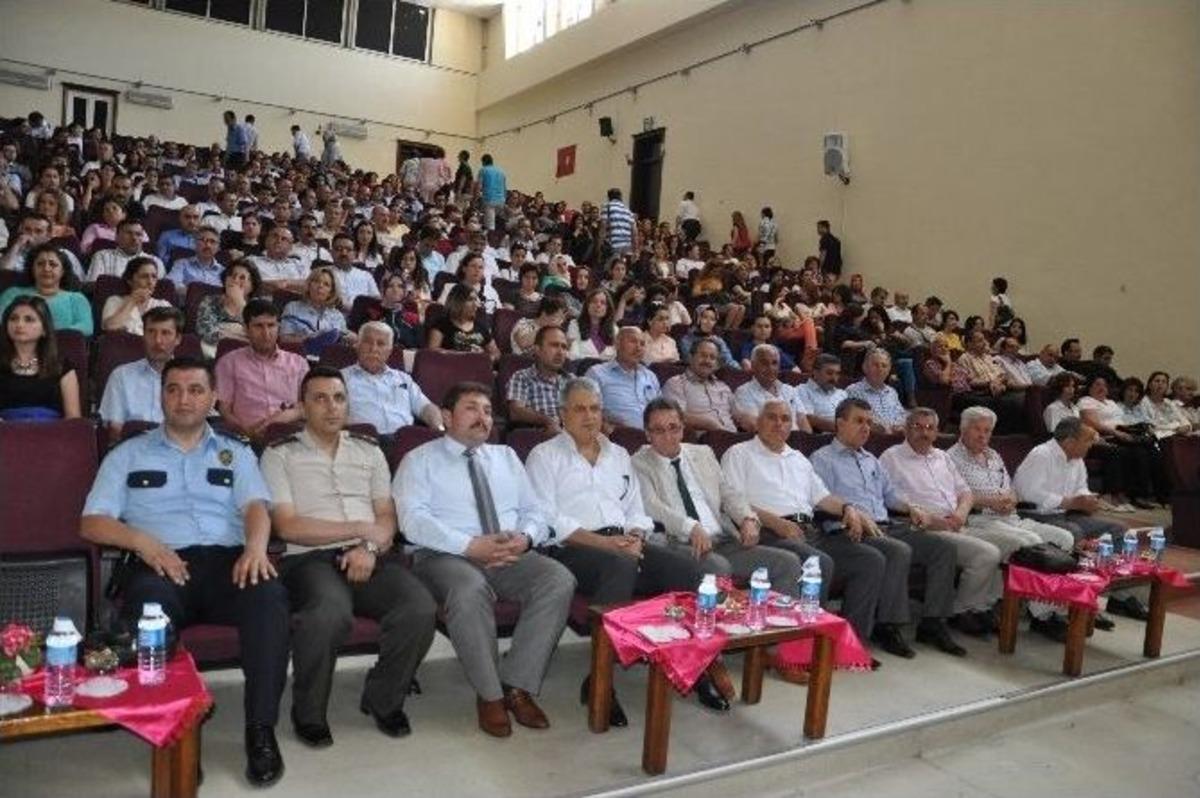 Edremit&rsquo;in &ldquo;eğitimde En İyi &Ouml;rnekler&rdquo; &Ouml;d&uuml;llerini Aldı