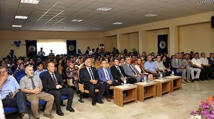 Silifke&rsquo;de Mezuniyet Coşkusu