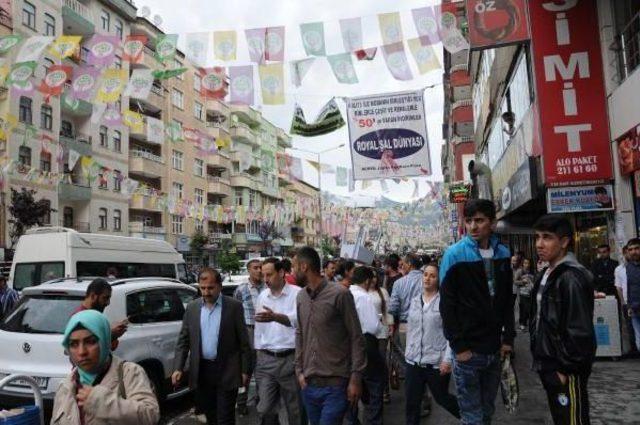 Hakkari'de 4.0 Büyüklüğünde Deprem