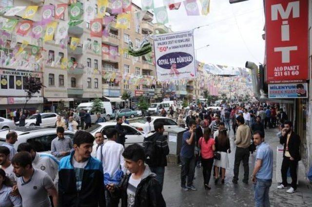 Hakkari'de 4.0 Büyüklüğünde Deprem