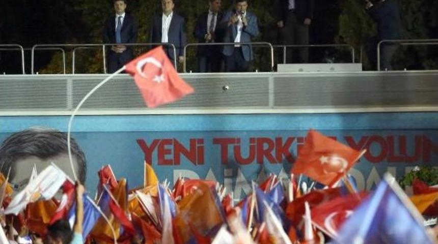 Başbakan Davutoğlu: Dev Ayağa Kalktı, Bize Diz &Ccedil;&ouml;kt&uuml;rebilirler Mi? (3)