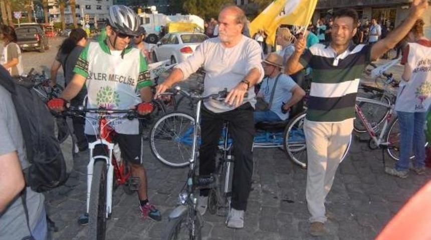 Gezi Olaylarının 2'nci Yıld&ouml;n&uuml;m&uuml;nde İzmir'de Protesto Eylemi