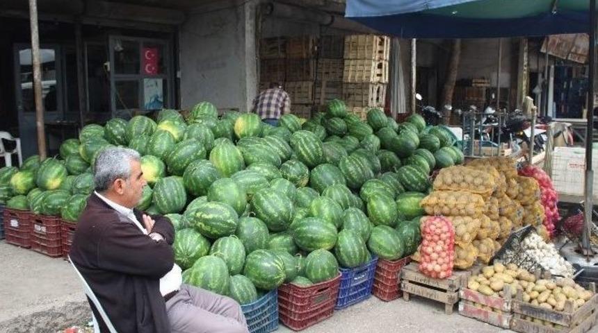 Adana Karpuzu Y&uuml;zde 70 Ucuzladı