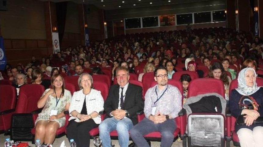 Okuma Yazma Zorluğu &Ccedil;eken &Ccedil;ocuklarda Disleksi Riski