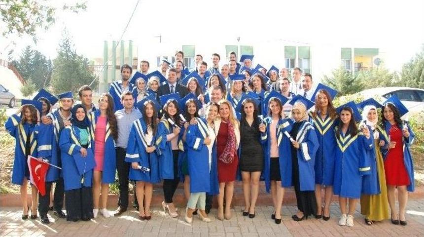 Silifke&rsquo;de Mezuniyet Coşkusu
