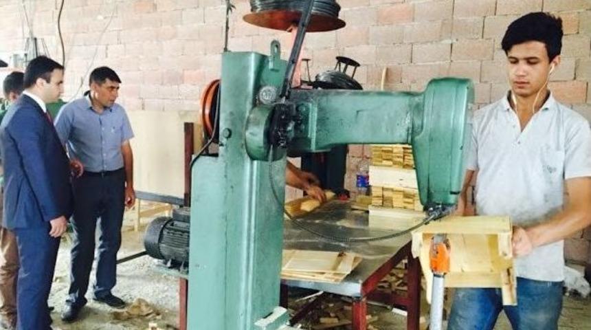 Kaymakam Dundar İl&ccedil;edeki Projeleri İnceledi