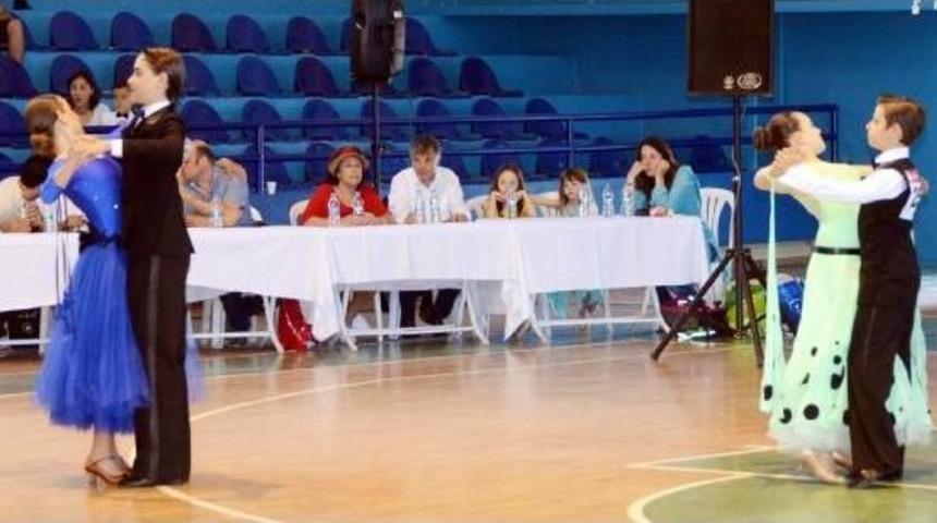 Bodrum'da Dans Şöleni