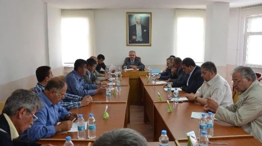 B&uuml;nyan Belediyesindne B&uuml;y&uuml;k M&uuml;jde