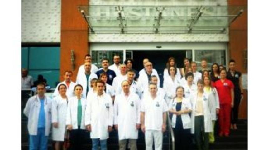 Ortadoğu Hastanesi’nde Dr. Furtun İçin Saygı Duruşu