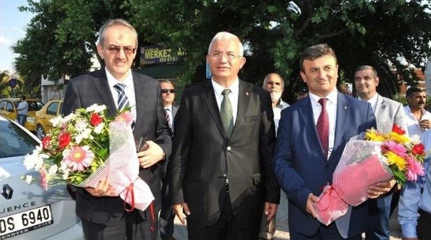 Fetrek &Ccedil;ayı Sultanlar Vadisi Projesine İş Makinesi Takviyesi