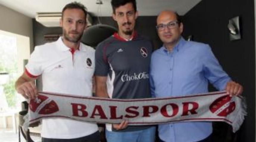 İzmir Bal Spor Burak'la Siftah Yaptı