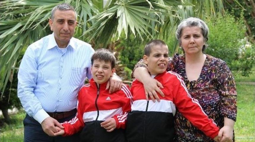 &Ccedil;ocukları Otizmli Olan Anne, &ldquo;hem Otizmle Hem Federasyonla M&uuml;cadele Ediyorum&rdquo;